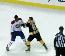 joueur de hockey du canadien de montreal tombe sur le visage