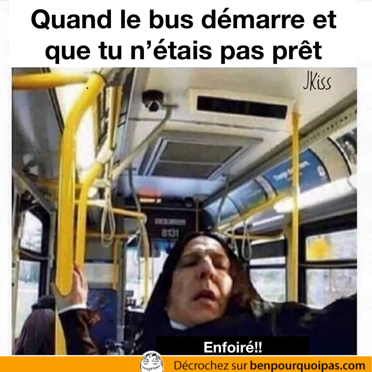 professeur rogue d'Harry potter semble perdre l'équilibre dans un bus