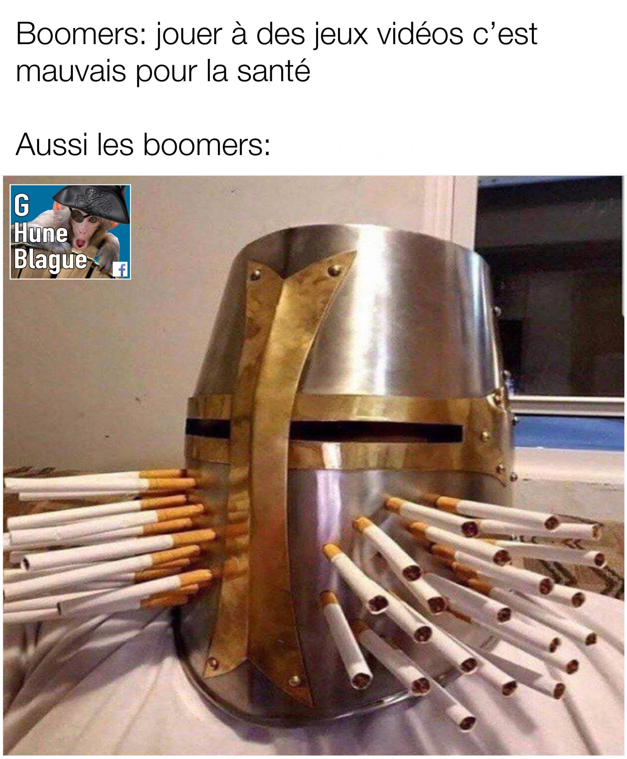 Quand un boomer te dit que c'est dangereux de trop jouer aux jeux vidéos. Un casque medieval avec pleins de cigarettes dans les trous