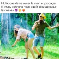 Une méthode alternative à la poignée de main pour éviter de propager le virus