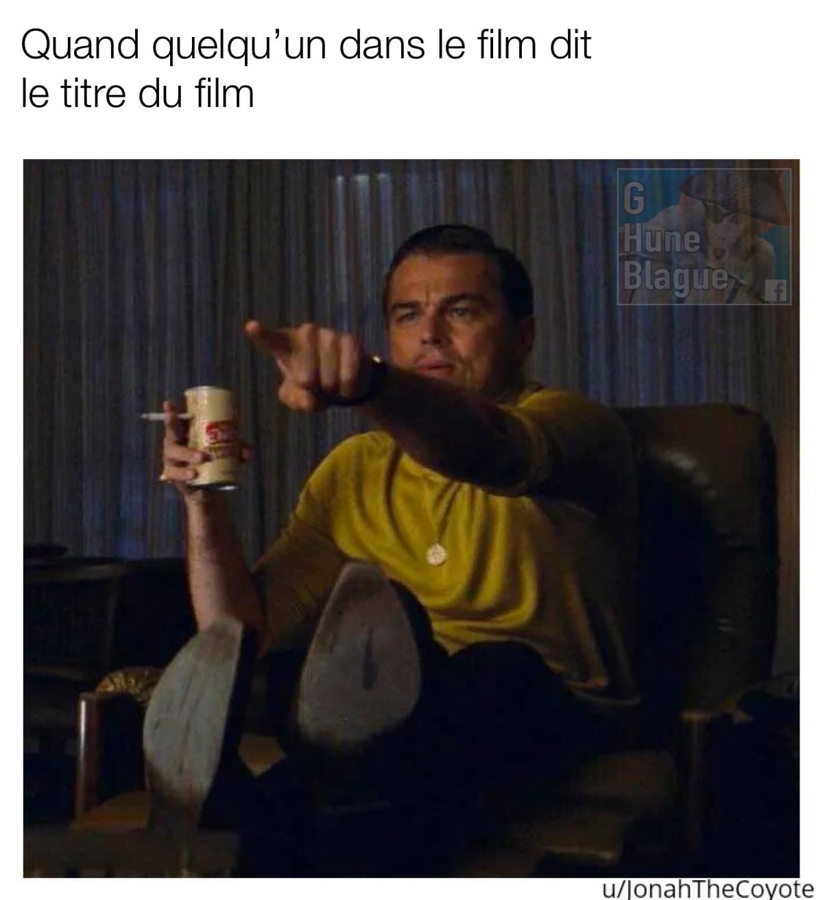 Quand un personnage du film dit le titre du film. Leonardo dicaprio pointe la télévision