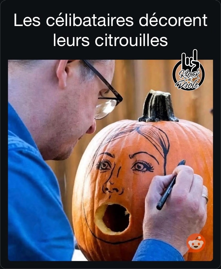 Les célibataires décorent leurs citrouilles, dessine un visage de femme avec un trou pour la bouche